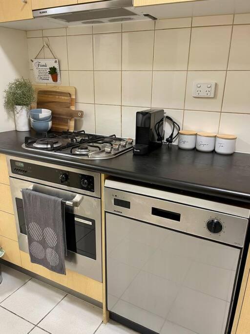 Morgan Place - Central Melbourne Cbd Apartment On Flinders Lane Late Check-Out, Complimentary Welcome Hamper Εξωτερικό φωτογραφία